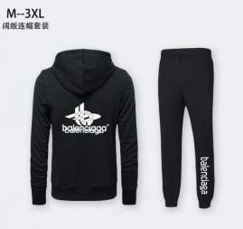 Picture of Balenciaga Sweater Suits _SKUBalenciagaM-3XL1qr16236852
